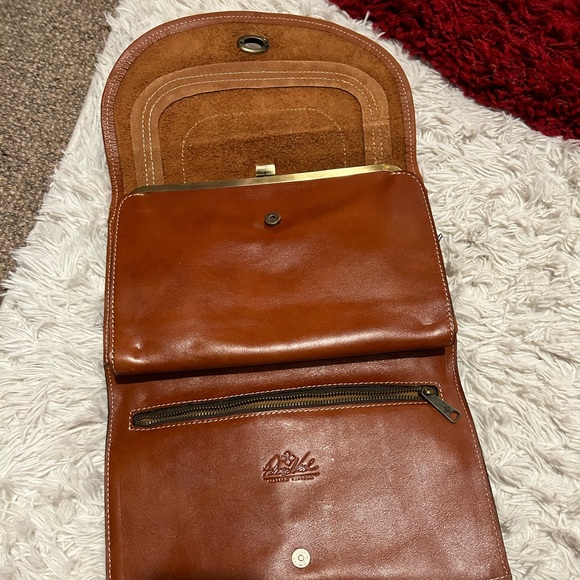 Patricia Nash - hand purse - Picture 1 of 6